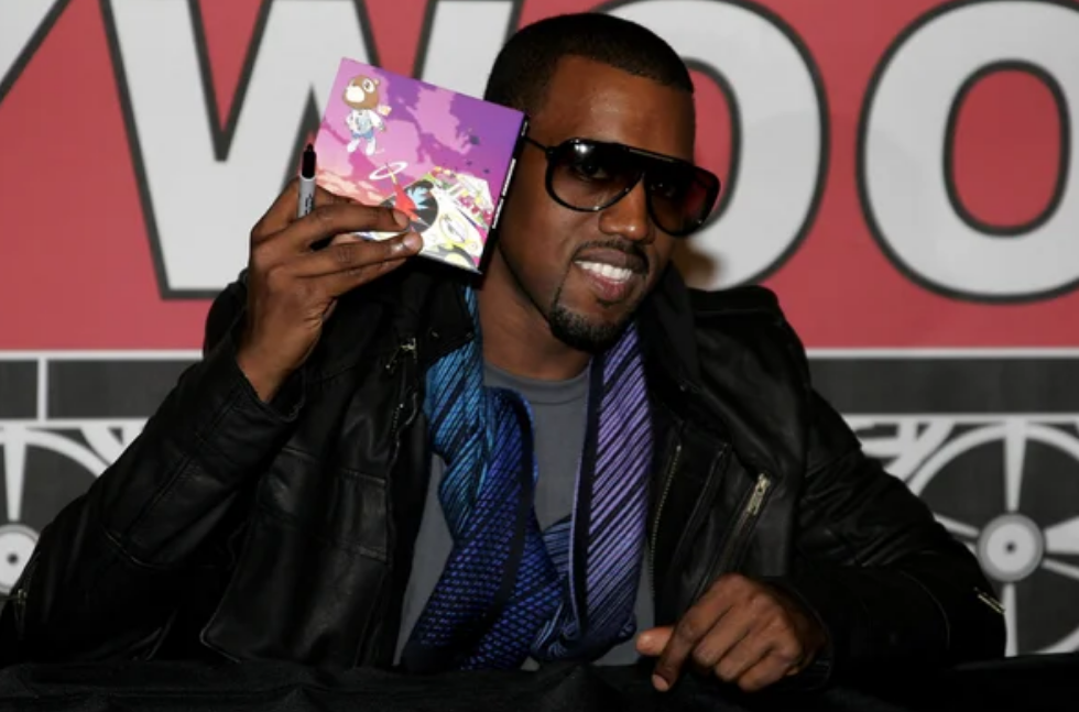 Kanye West Rocks New 'Vultures' Logo