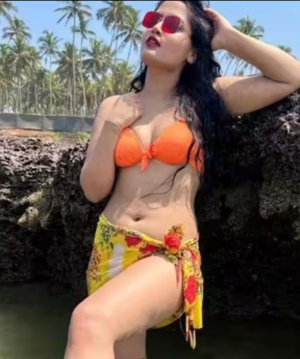 Manvi Chugh The Jaw-Dropping Hottie